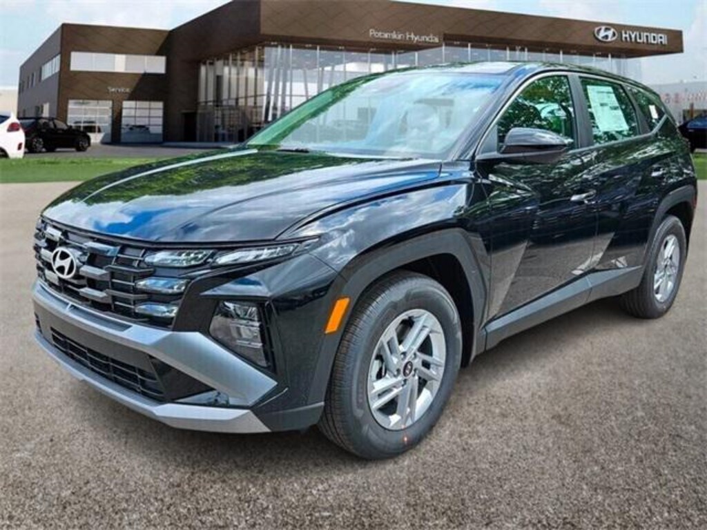 New 2026 Hyundai Tucson SE FWD SUV