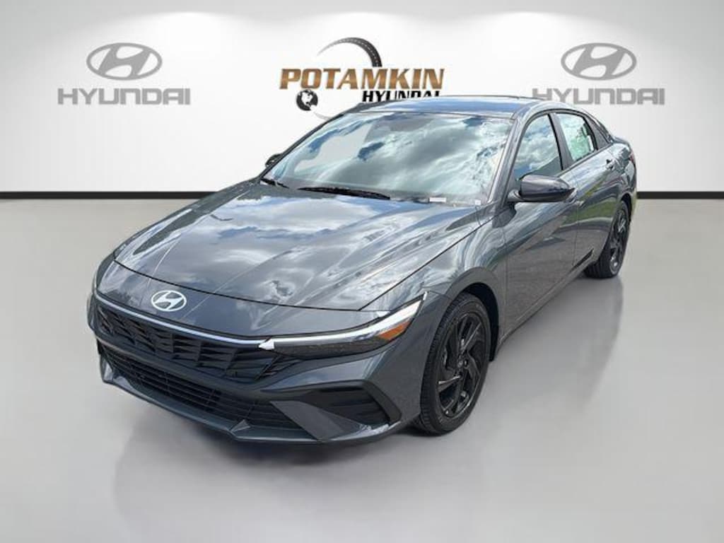 New 2026 Hyundai Elantra SEL Sport Sedan