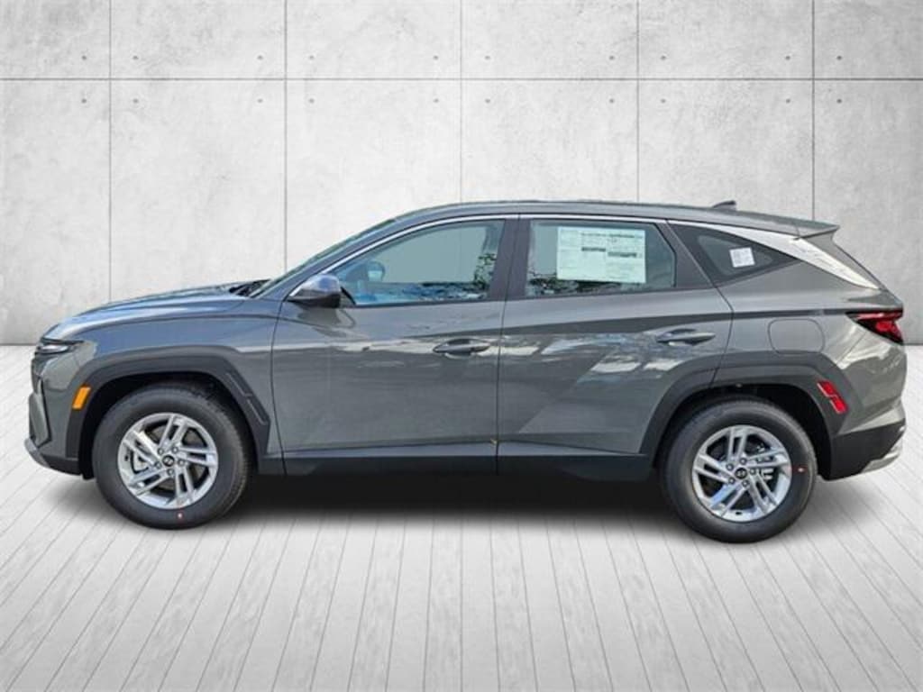 New 2026 Hyundai Tucson SE FWD SUV