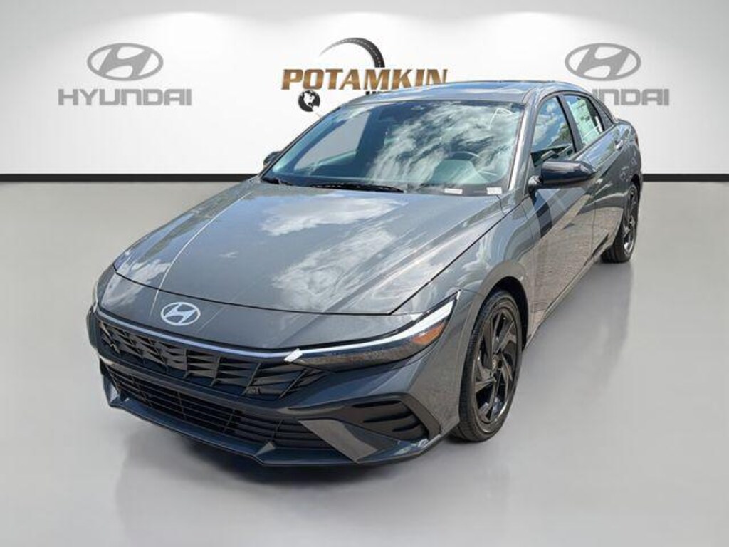 New 2026 Hyundai Elantra SEL Sport Sedan
