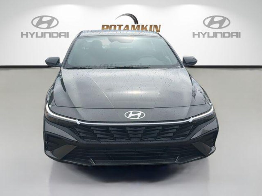 New 2026 Hyundai Elantra SEL Sport Sedan