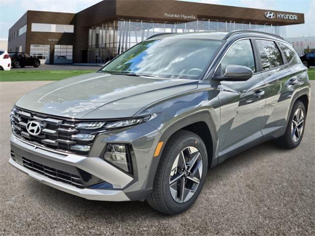 New 2026 Hyundai Tucson SEL Premium FWD SUV