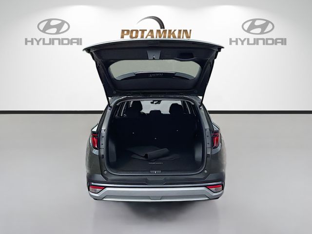 2025 Hyundai Tucson SE - Photo 23