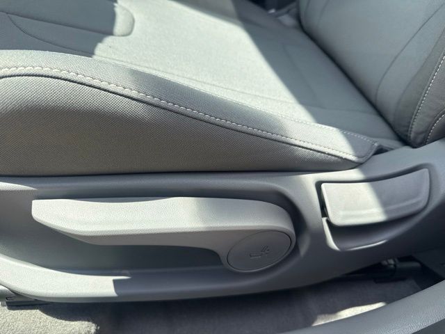 2026 Hyundai Elantra SEL Sport - Photo 15