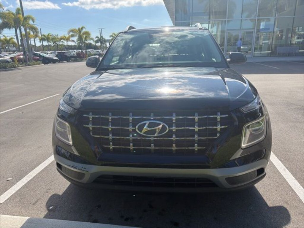 Certified 2023 Hyundai Venue SEL SUV