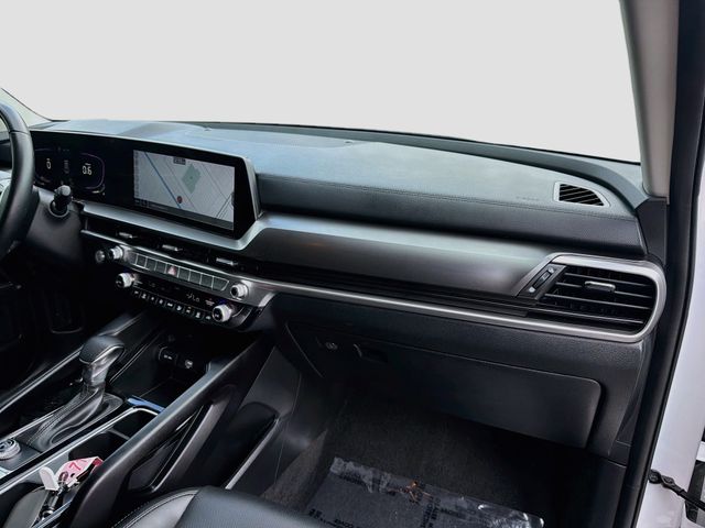 2025 Kia Telluride LX - Photo 29