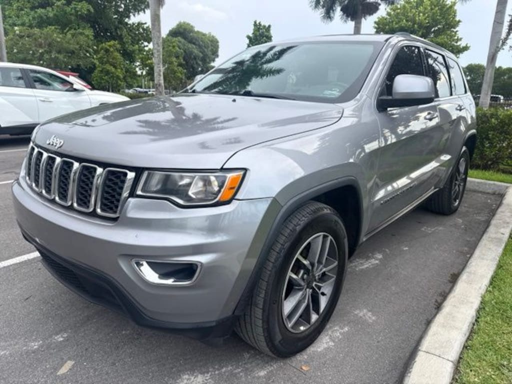 Used 2020 Jeep Grand Cherokee Laredo SUV
