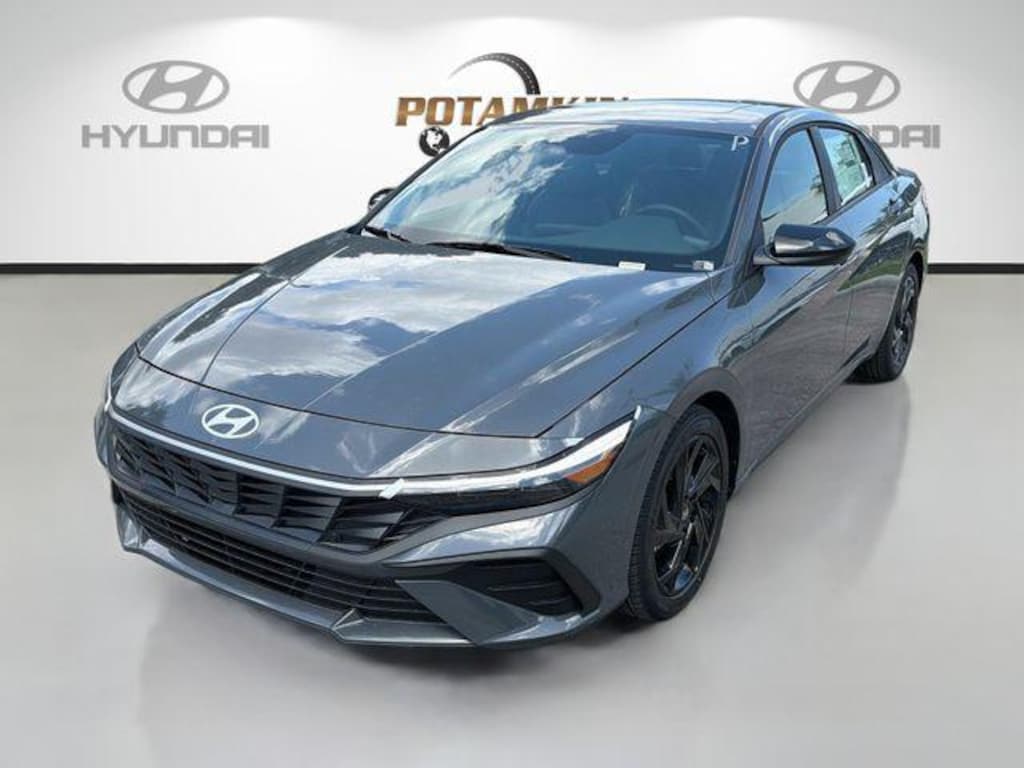 New 2026 Hyundai Elantra SEL Sport Sedan