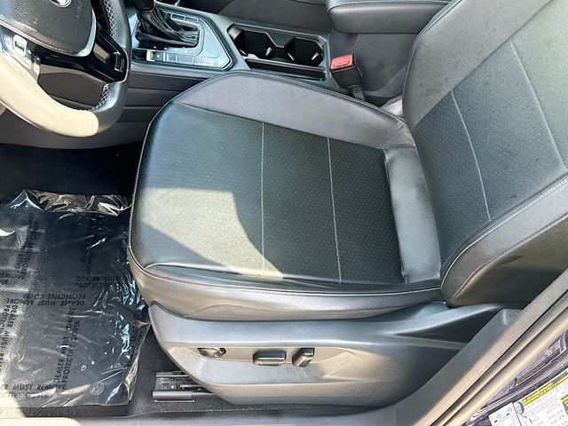 2021 Volkswagen Tiguan SE - Photo 19