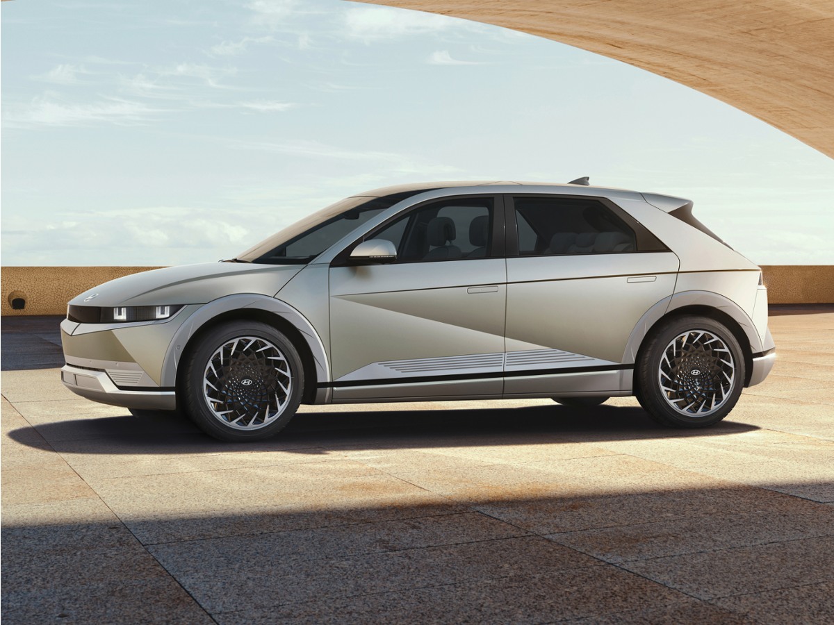 2022 Hyundai Ioniq 5 SE RWD's photo