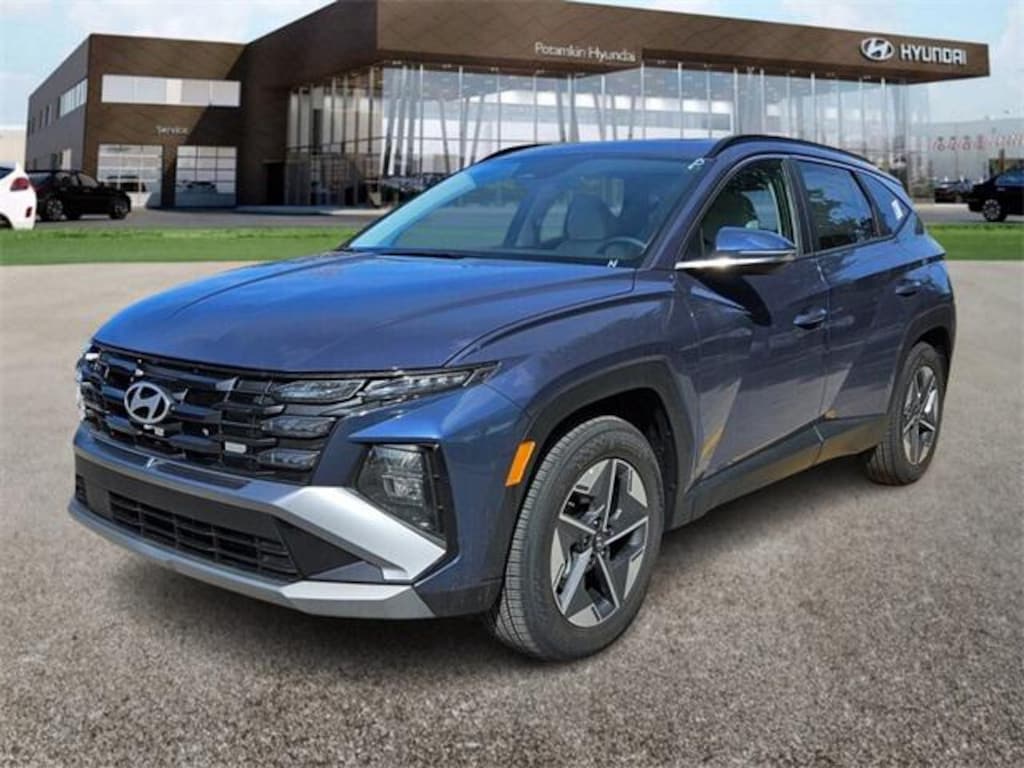 New 2026 Hyundai Tucson SEL Premium FWD SUV