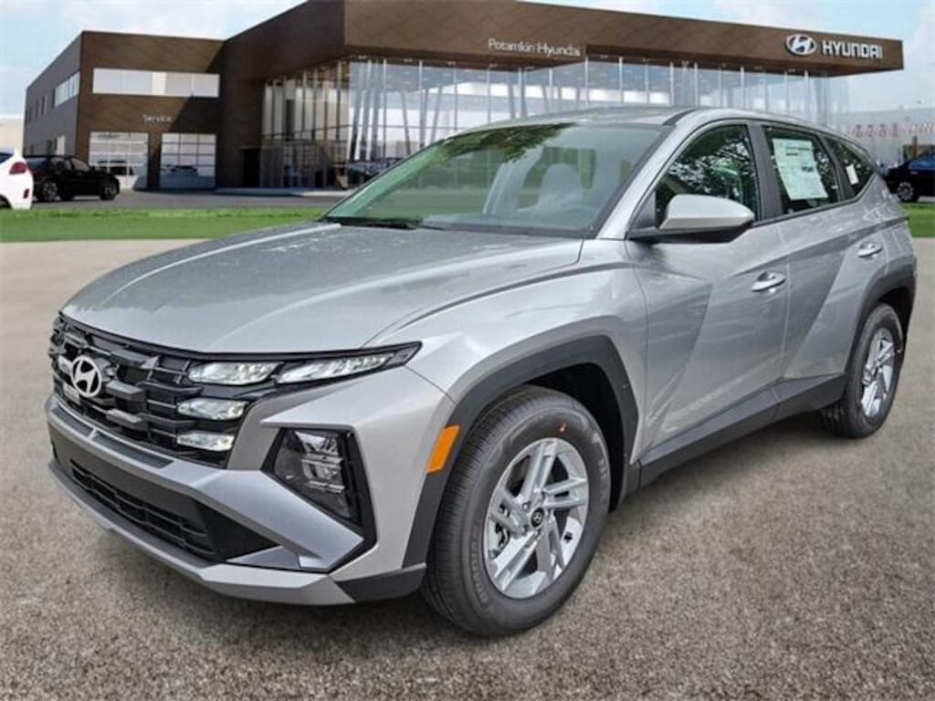 New 2026 Hyundai Tucson SE FWD SUV