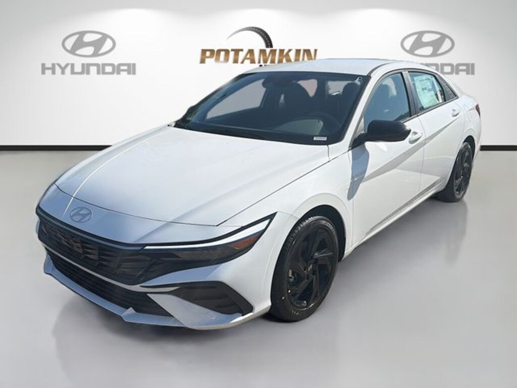 Used 2026 Hyundai Elantra SEL Sport Sedan