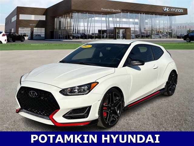 2022 Hyundai Veloster N's photo