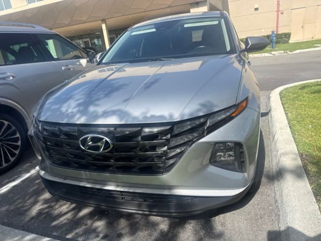 Used 2024 Hyundai Tucson SE SUV