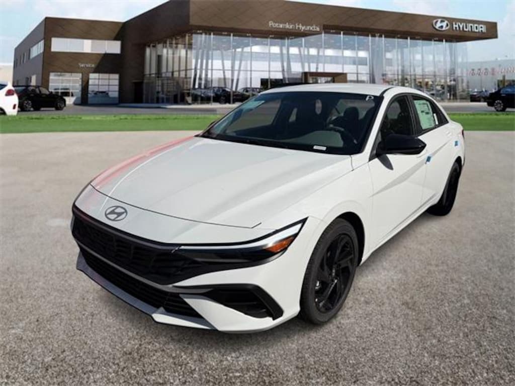 New 2026 Hyundai Elantra SEL Sport Sedan