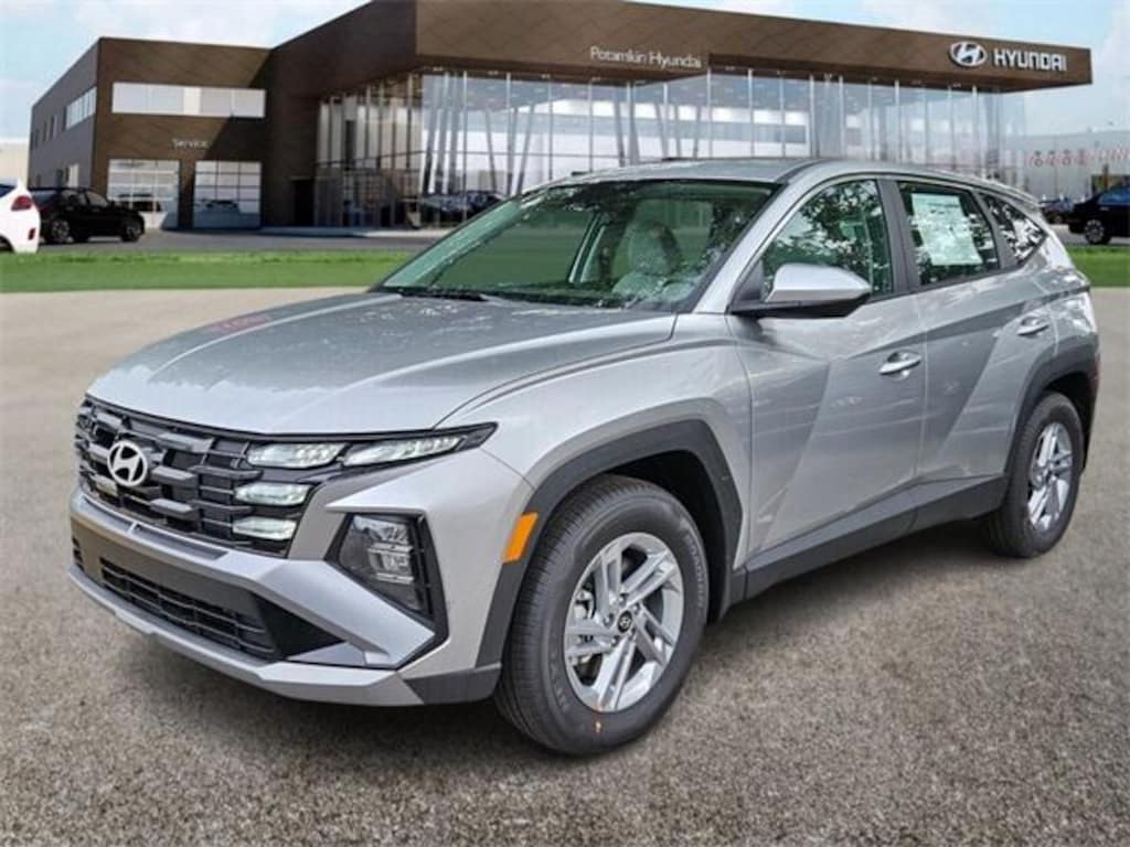 New 2026 Hyundai Tucson SE FWD SUV