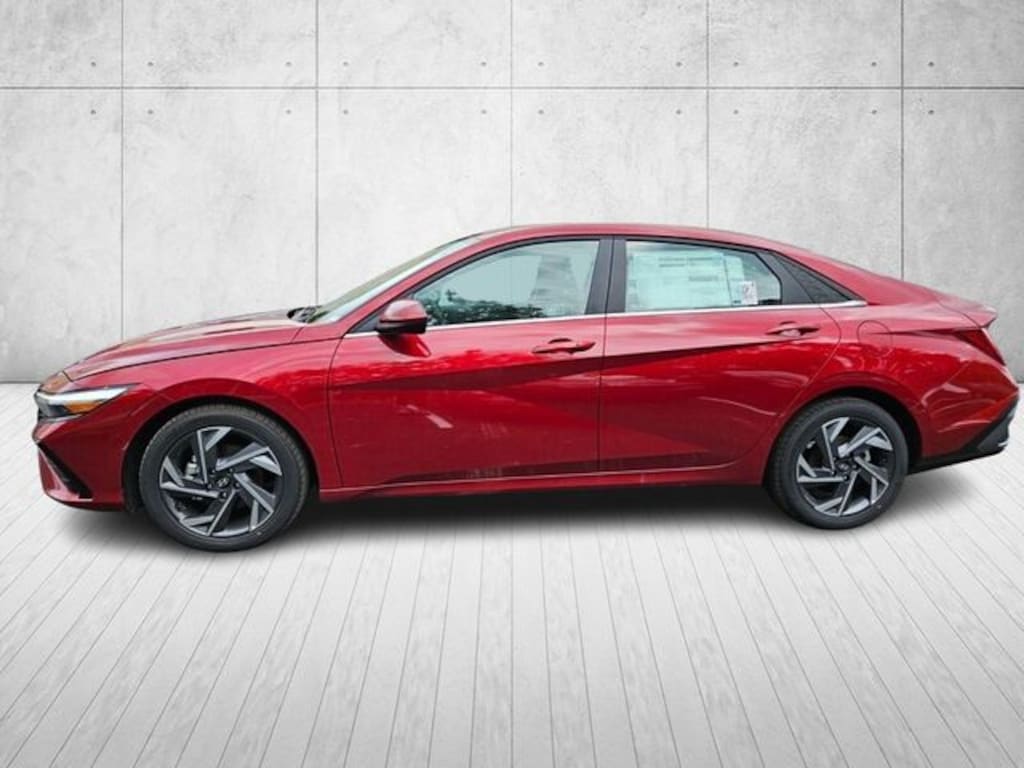 Certified 2025 Hyundai Elantra SEL Convenience Sedan