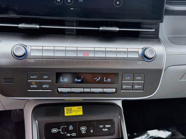 2026 Hyundai Kona Limited - Photo 16