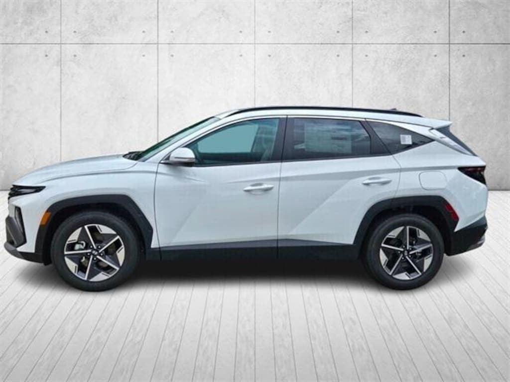 New 2026 Hyundai Tucson SEL Premium FWD SUV