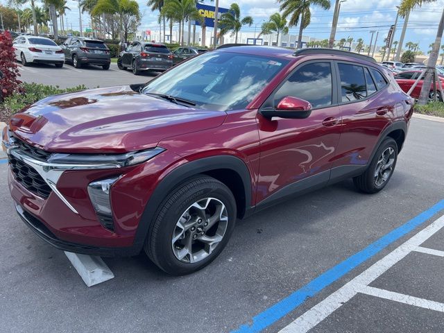 2025 Chevrolet Trax LT