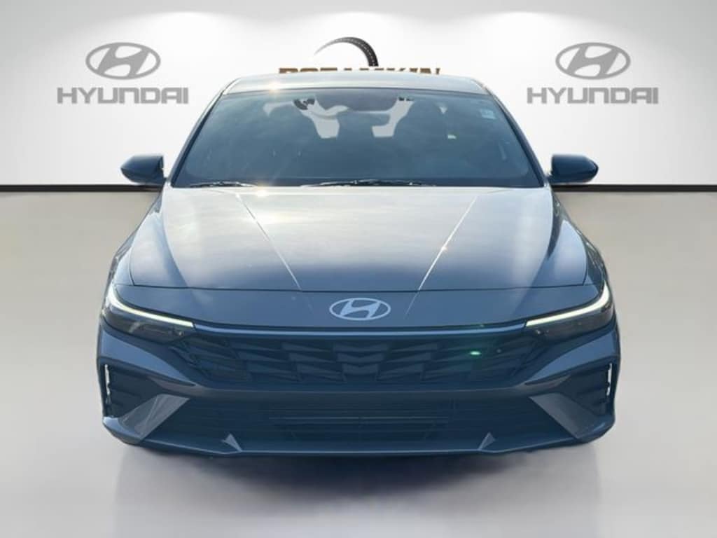 Certified 2025 Hyundai Elantra SEL Sport Sedan