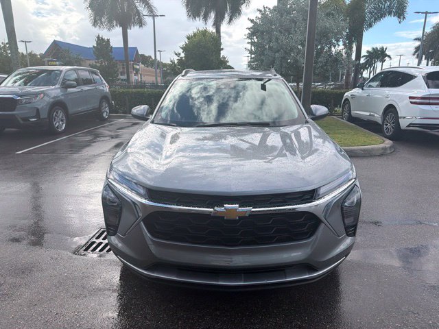 Used 2025 Chevrolet Trax LT SUV