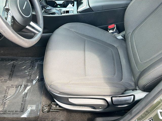 2025 Hyundai Tucson SE - Photo 18
