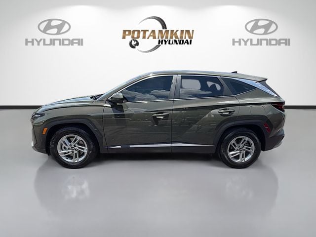 2025 Hyundai Tucson SE - Photo 8