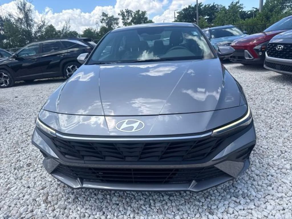 Certified 2024 Hyundai Elantra SE Sedan