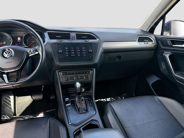 2021 Volkswagen Tiguan SE - Photo 22