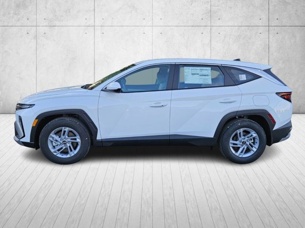 Certified 2025 Hyundai Tucson SE SUV