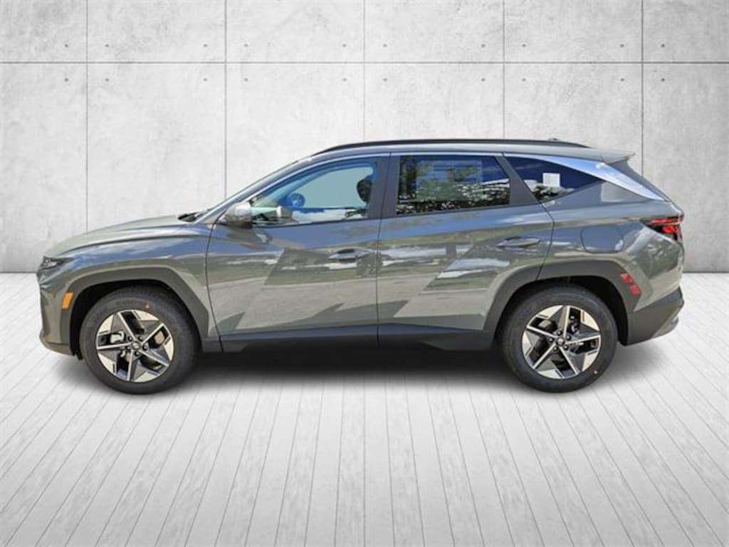 New 2026 Hyundai Tucson SEL Premium FWD SUV