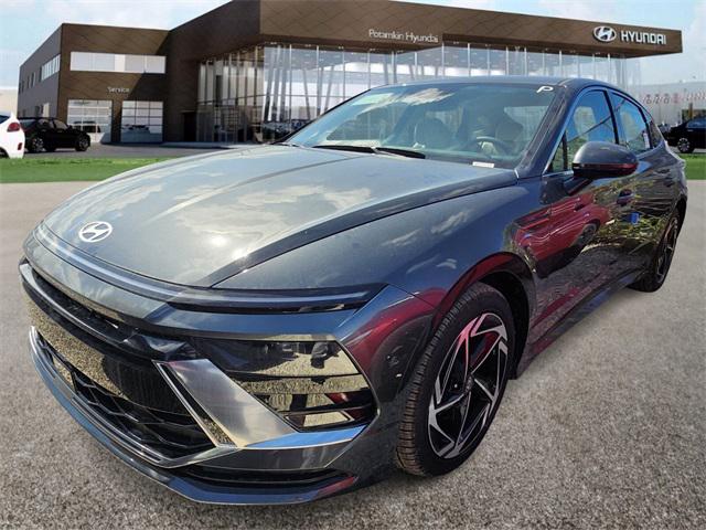 2026 Hyundai Sonata SEL's photo