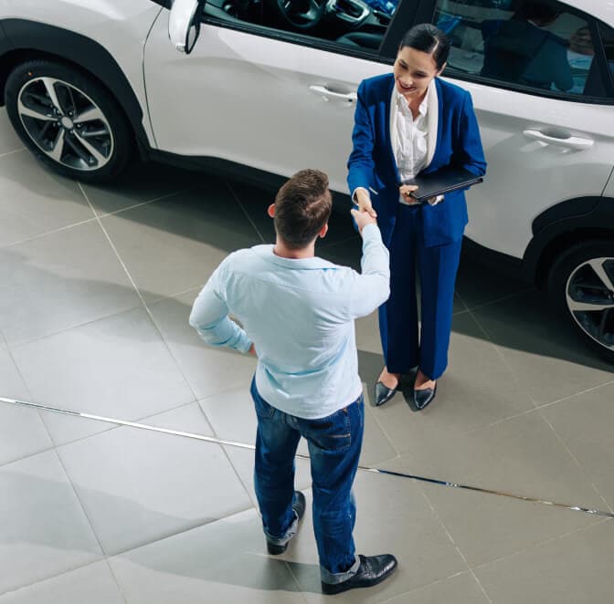 Customer speaking with Potamkin Hyundai sales associate