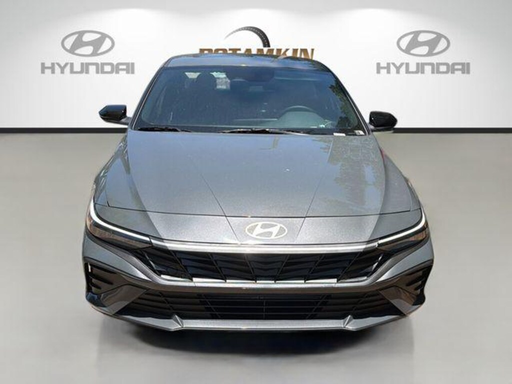 New 2026 Hyundai Elantra SEL Sport Sedan