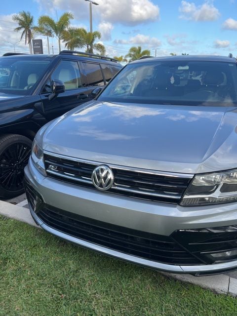 2021 Volkswagen Tiguan SE R-LINE BLACK