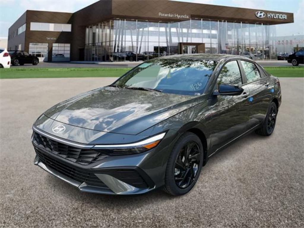 New 2026 Hyundai Elantra SEL Sport Sedan