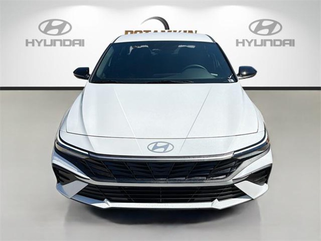 New 2026 Hyundai Elantra SEL Sport Sedan