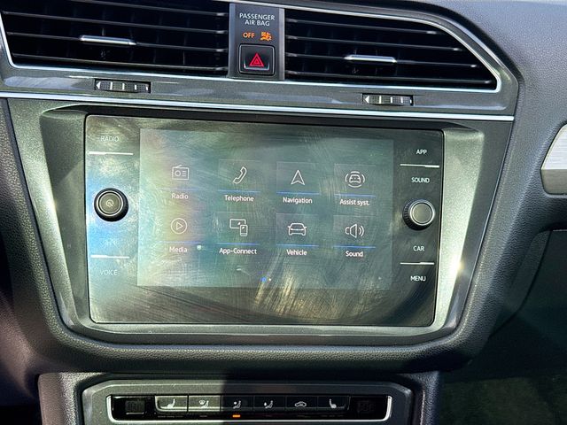 2021 Volkswagen Tiguan SE - Photo 14