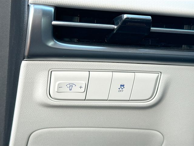 2026 Hyundai Tucson SE - Photo 10