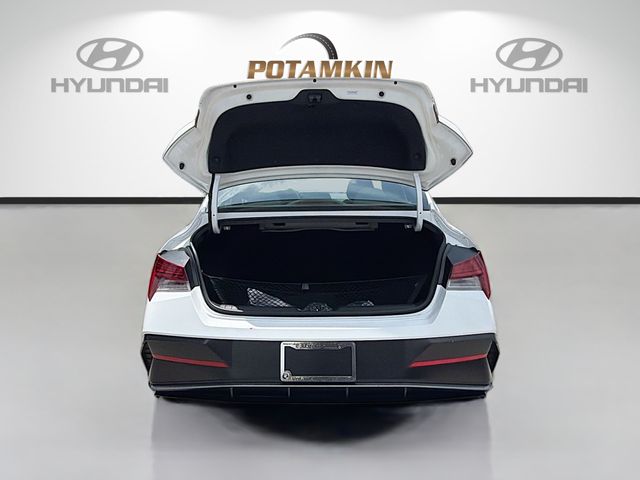 2024 Hyundai Elantra SEL - Photo 25