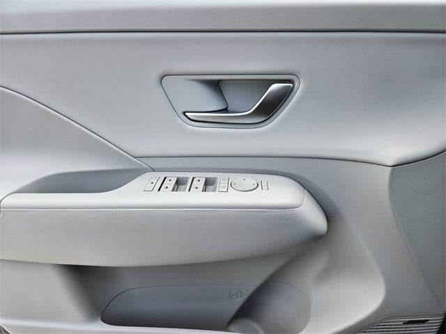 2026 Hyundai Kona Limited - Photo 11