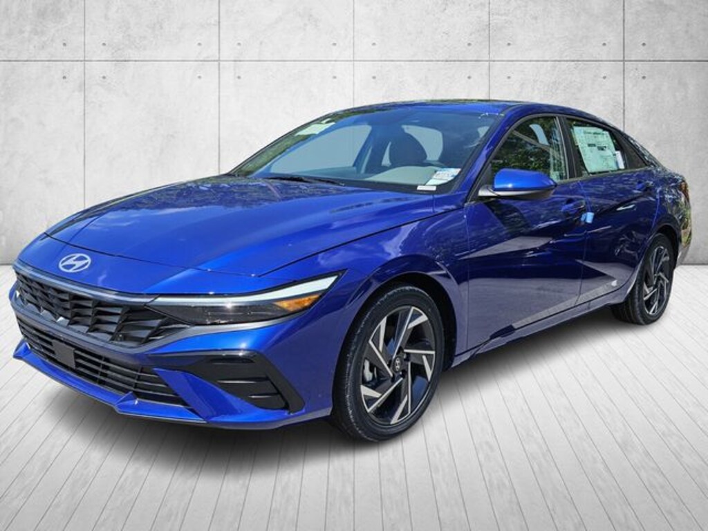 Certified 2025 Hyundai Elantra SEL Convenience Sedan