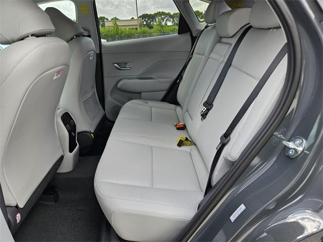 2026 Hyundai Kona Limited - Photo 7