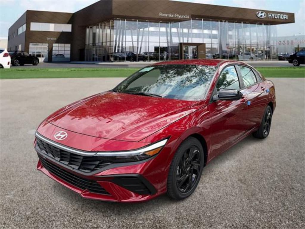 New 2026 Hyundai Elantra SEL Sport Sedan