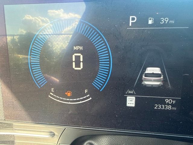 2025 Hyundai Kona SEL - Photo 15
