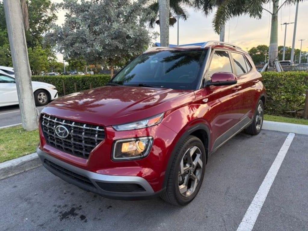 Certified 2024 Hyundai Venue SEL SUV