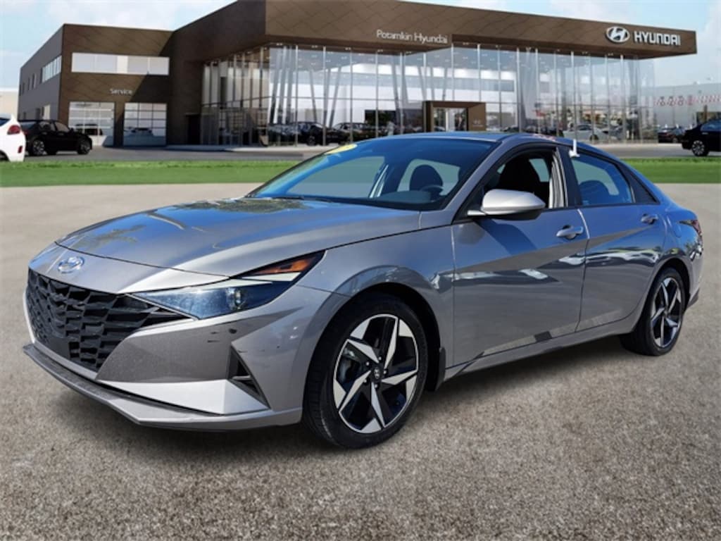 Used 2023 Hyundai Elantra SEL Sedan