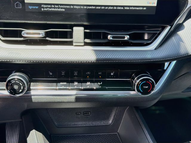 2025 Chevrolet Equinox LT - Photo 16